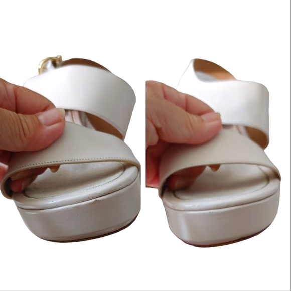 Salvatore Ferragamo Leather Strap Block Heels Shoes - Picture 11 of 16